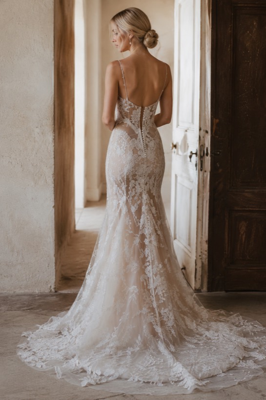 Wedding gown style idea 10